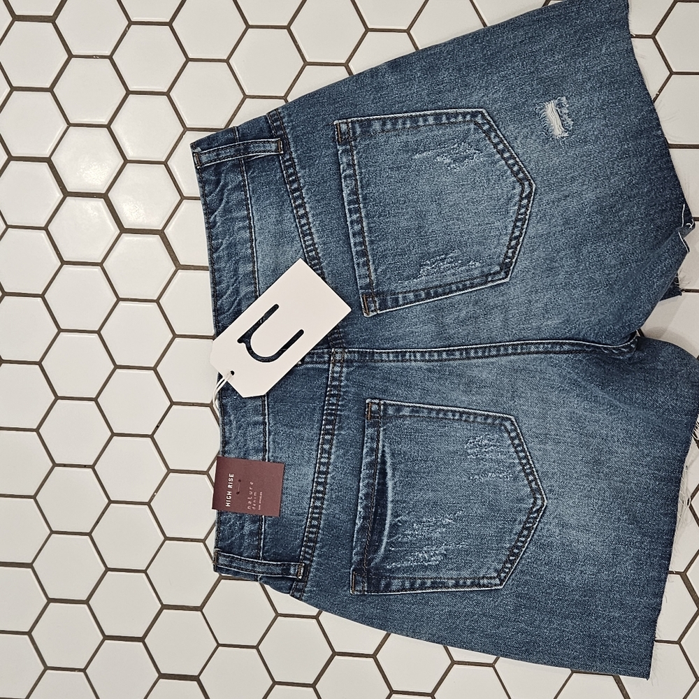 NATURE DENIM HIGH RISE SHORTS - Picture 3 of 3